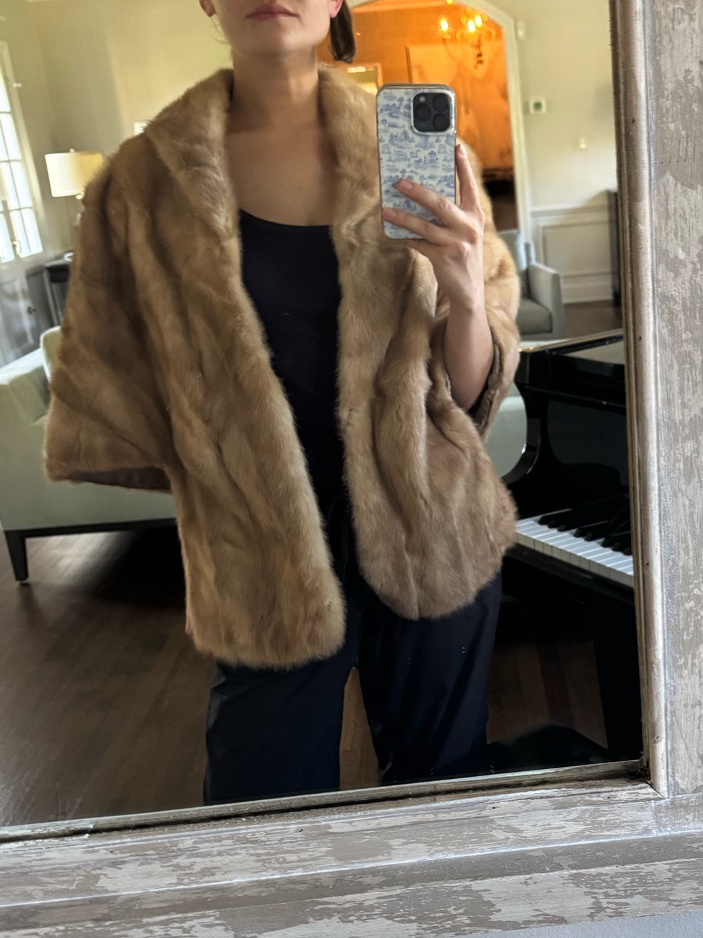Fur Cape